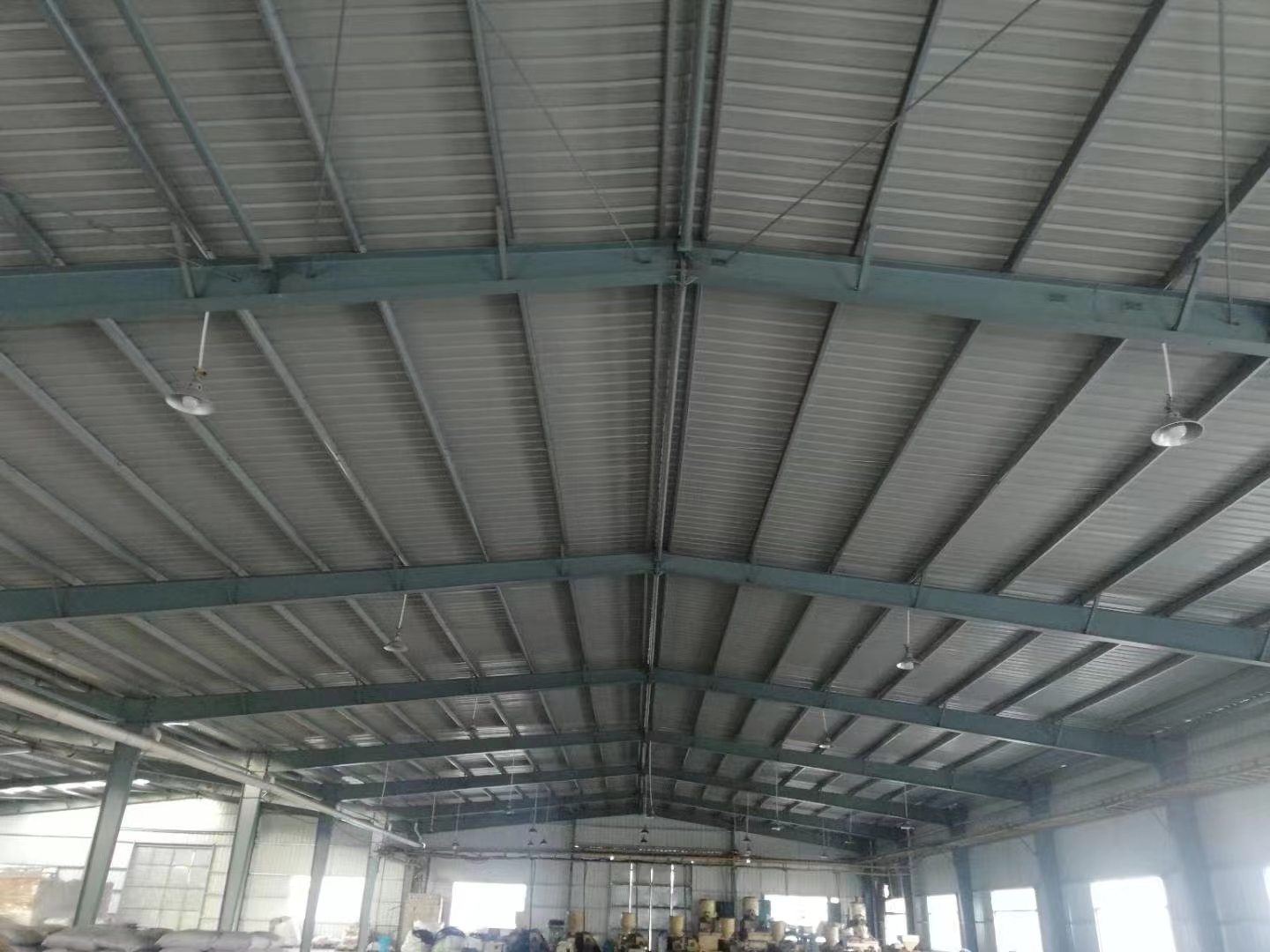 东营轻钢结构厂房的加固方法
